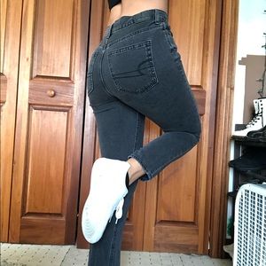 American eagle black mom jeans